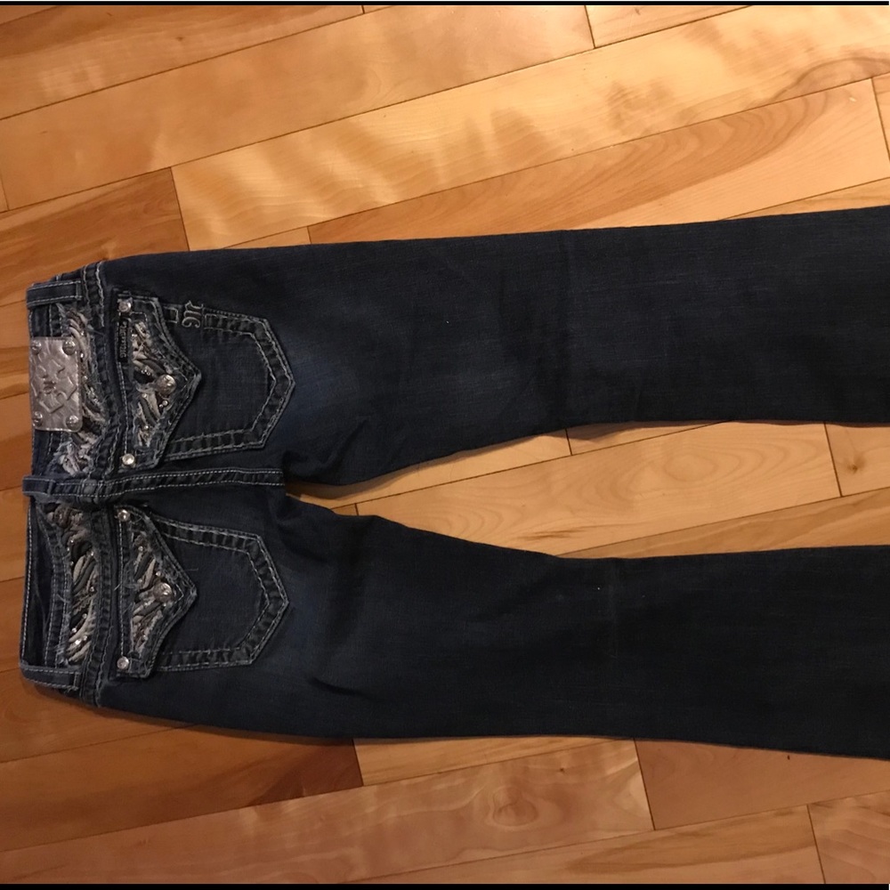 4 MissMe and 1 BKE bundle!!!